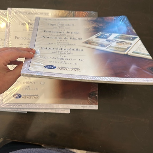 Creative Memories Set - Navy Scrapbook + 45 scrapbook pages + 75 Page Protectors - Picture 7 of 12